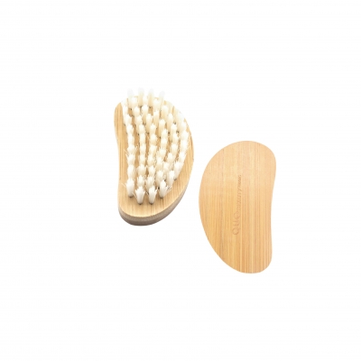 Nail brush