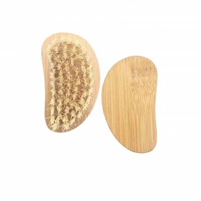 Nail brush