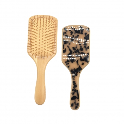 Air cushion massage comb