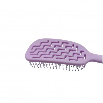 Stepped bone broiler comb