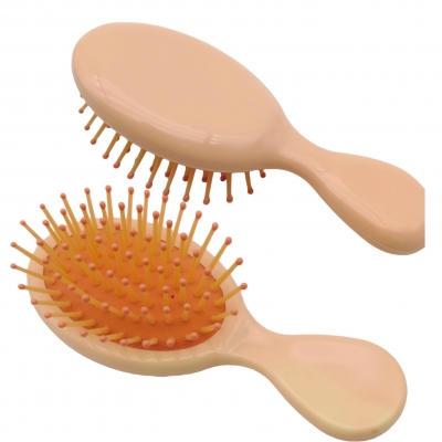 Mini air cushion hairbrush